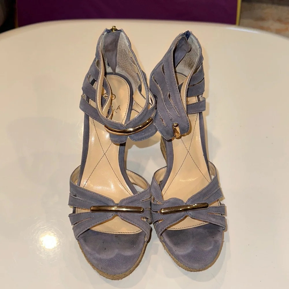 Isola wedge sandal